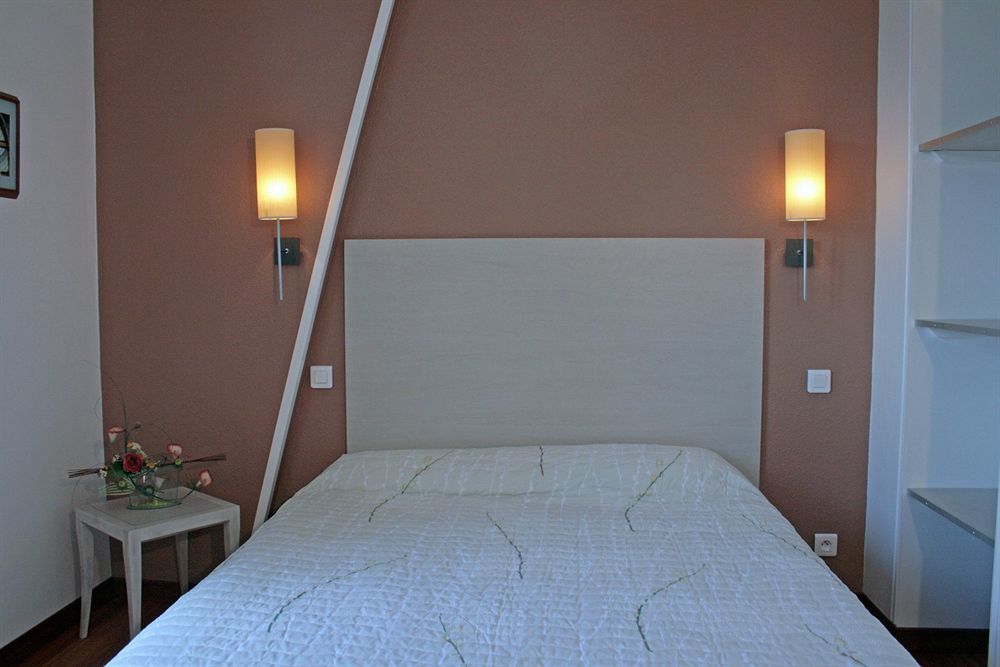 Hotel De Perros, The Originals Boutique Εξωτερικό φωτογραφία