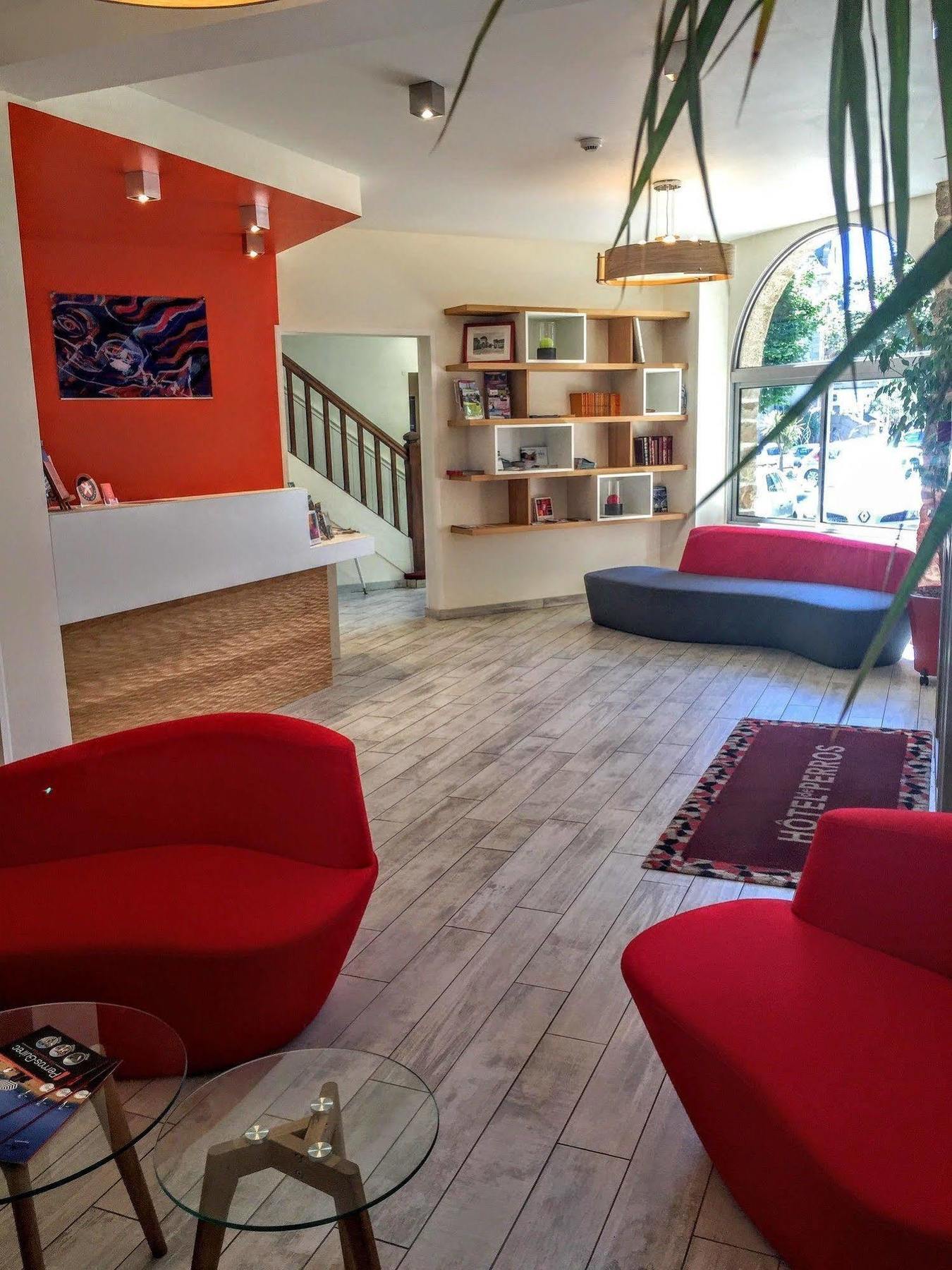 Hotel De Perros, The Originals Boutique Εξωτερικό φωτογραφία