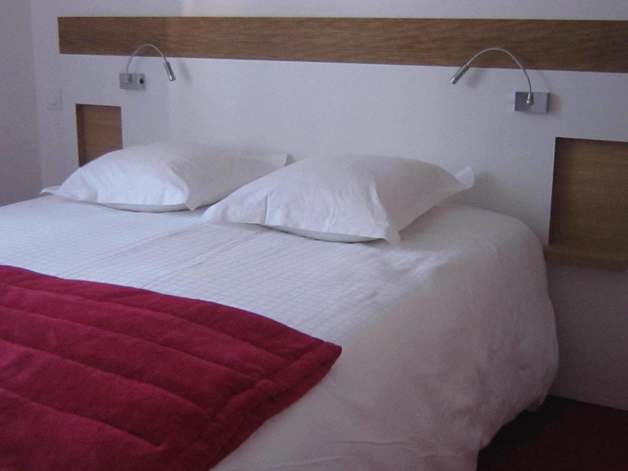 Hotel De Perros, The Originals Boutique Εξωτερικό φωτογραφία